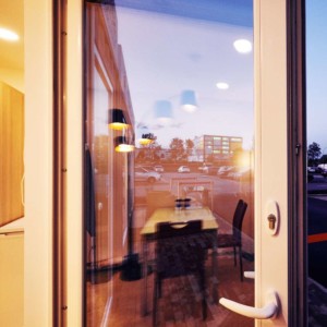 wohnboxen-fenster-tueren-1